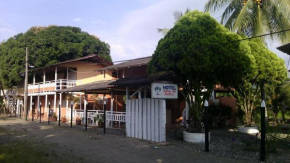  Hotel Palmas del Pacifico  Нуки